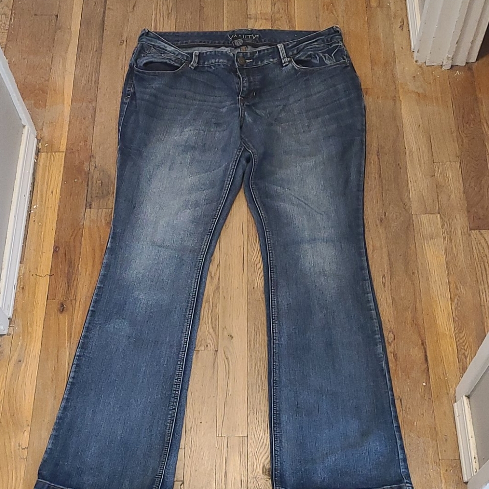 Vanity Jeans curvy size 33 Long